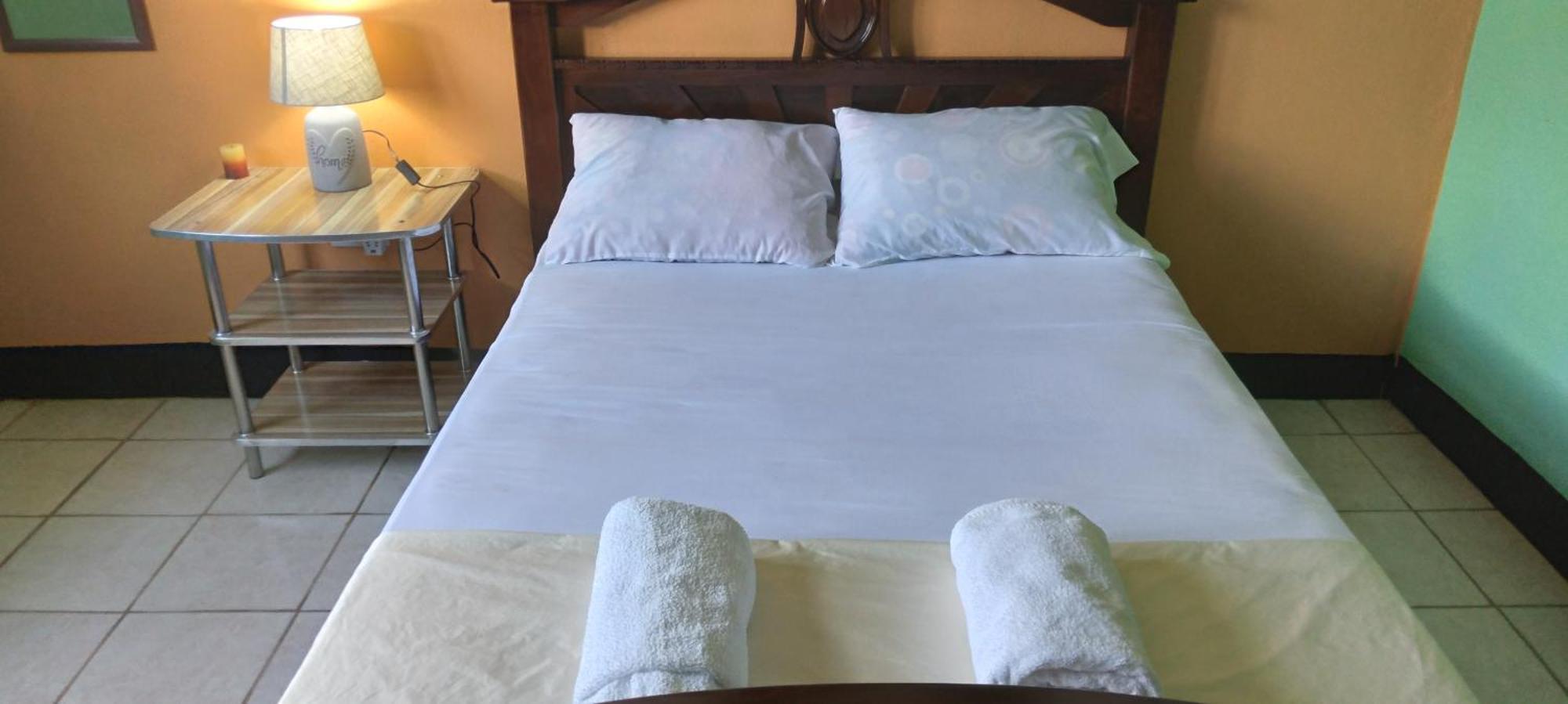 Danglez Bed & Breakfast Bataka Exterior photo